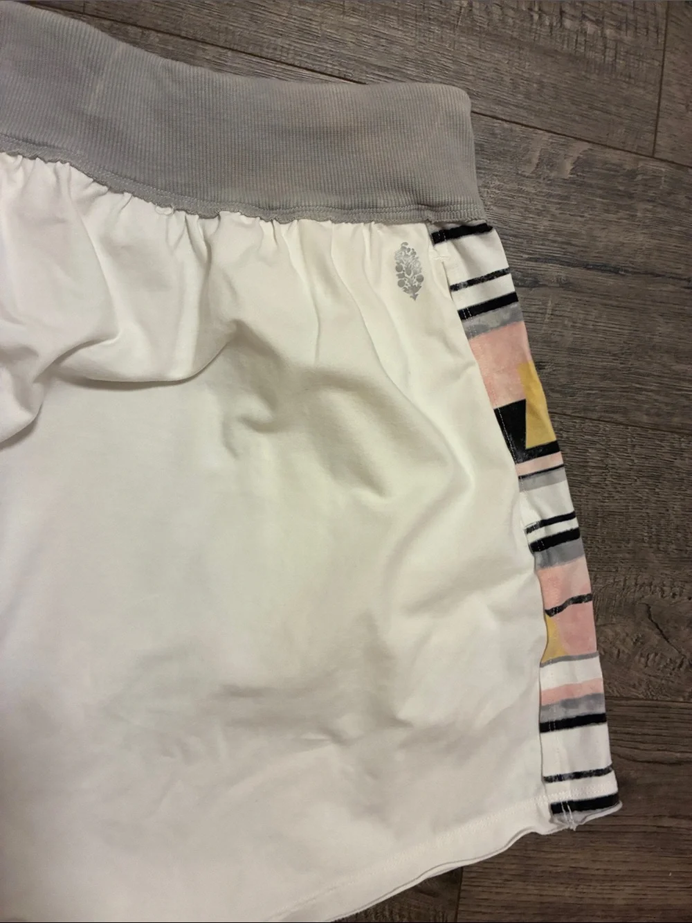 Hot Shot Harem Printed Shorts - Size: Large